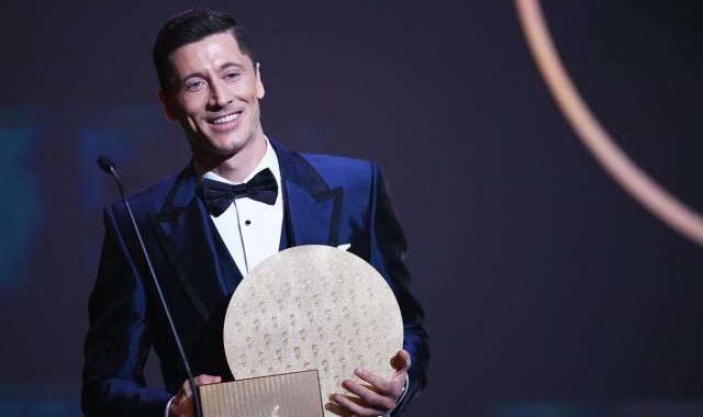 莱万澄清：采访内容被曲解 我没有说梅西不真诚