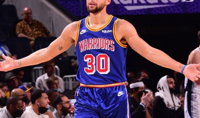 必一运动官网-【观察】库里三分投到入魔 也会伤害现在的勇士