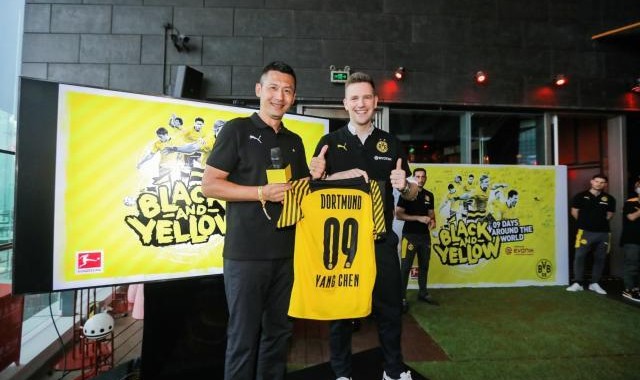 b sports-专访杨晨①：人家孩子打欧洲杯，咋咱们孩子被摩擦？