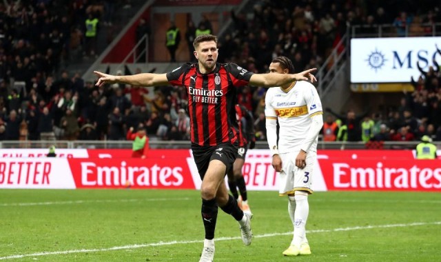 1-0！米兰20轮不败仍距国米3分 800万新援登场3分钟绝杀+加盟首球